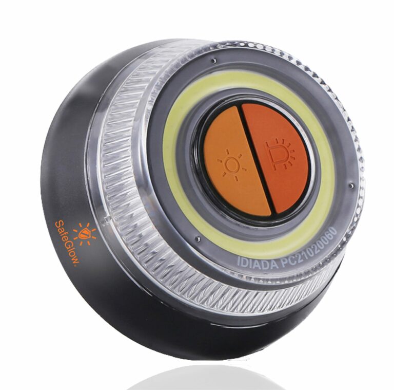 Sicherheitsinnovation für Autofahrer: Die V16 Warnleuchte von Safeglow® für Straßen in Deutschland und Spanien ab 2026